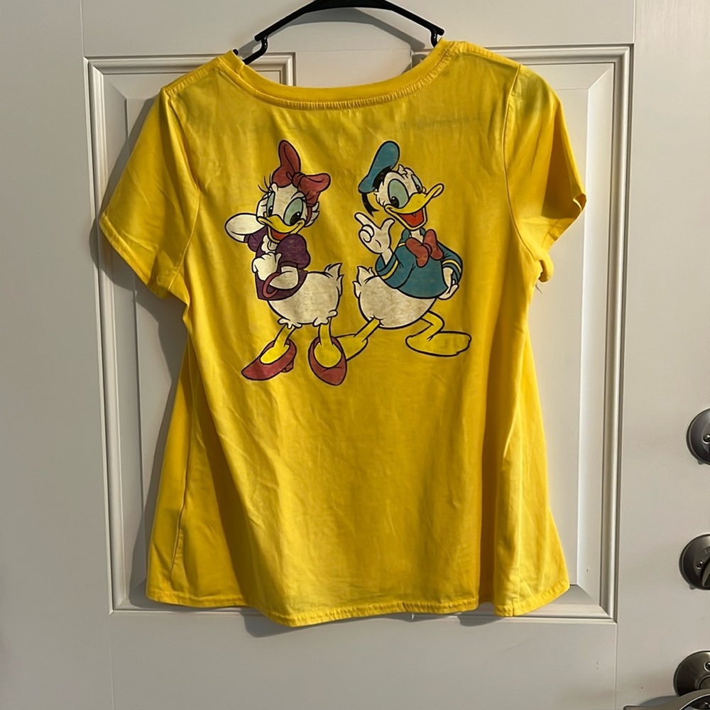 Donald and Daisy tee